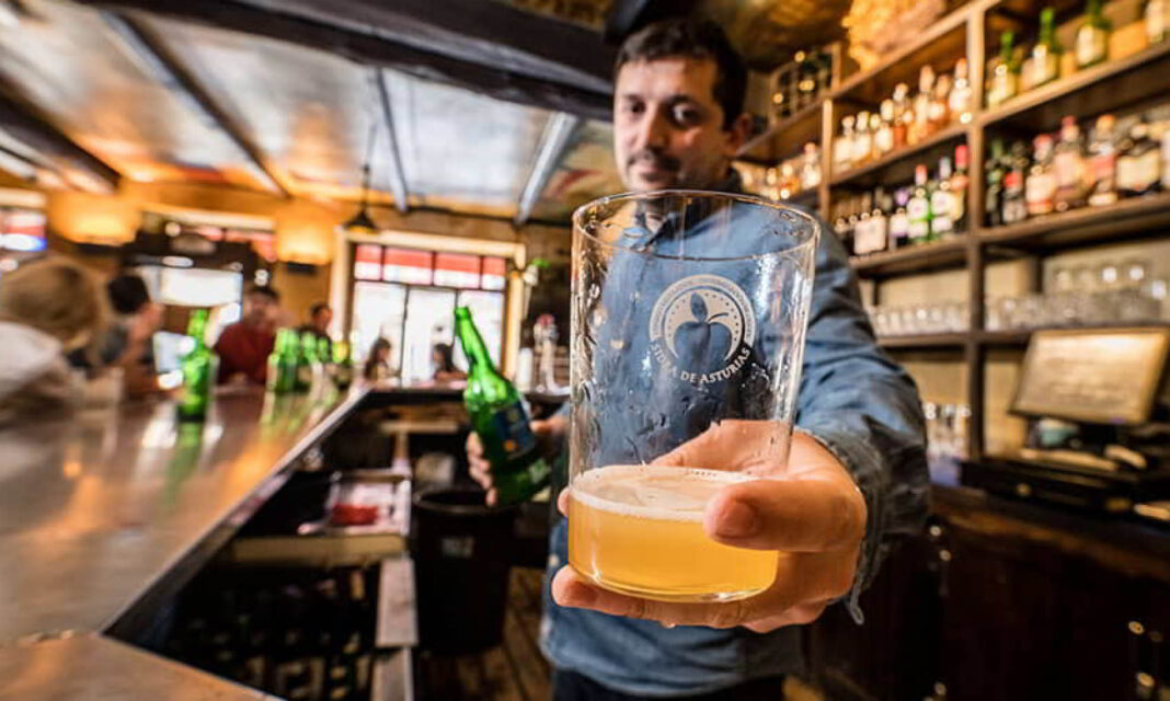 Le cidre des Asturies : reconnu par l’UNESCO comme patrimoine immatériel